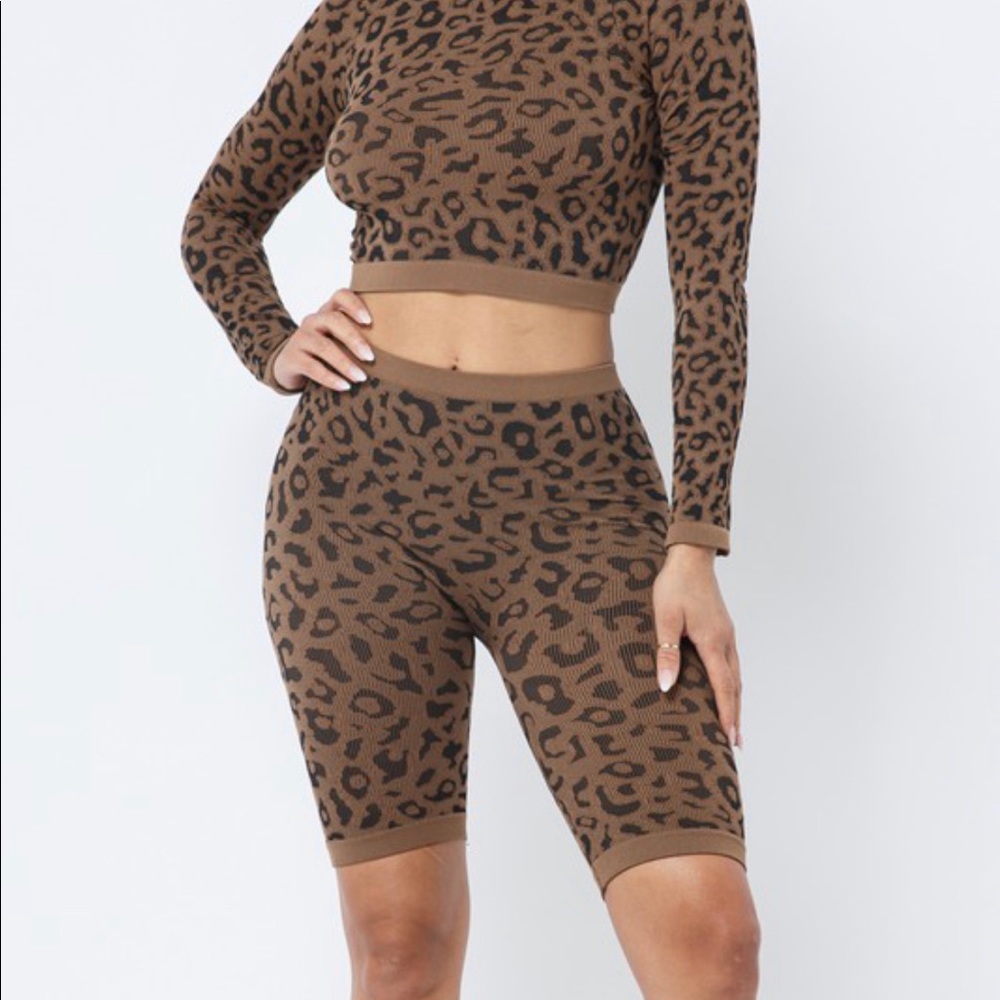 “WILD THING” 2 PIECE BIKER SHORT SET